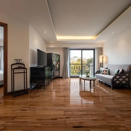 Elegant Suites Westlake Hanoi Exterior photo